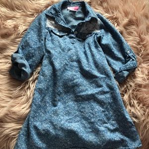 Blue floral dress in size 6x